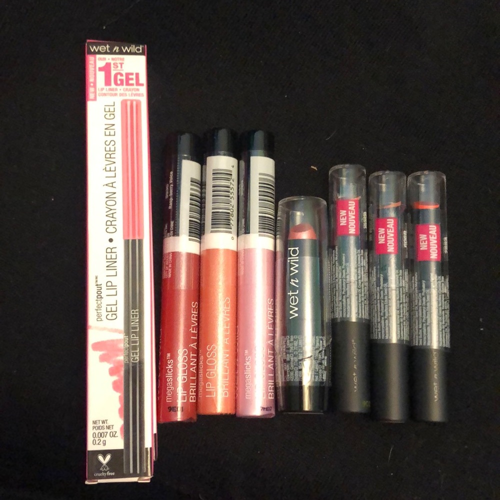 Wet N Wild (Pink) Lip Set